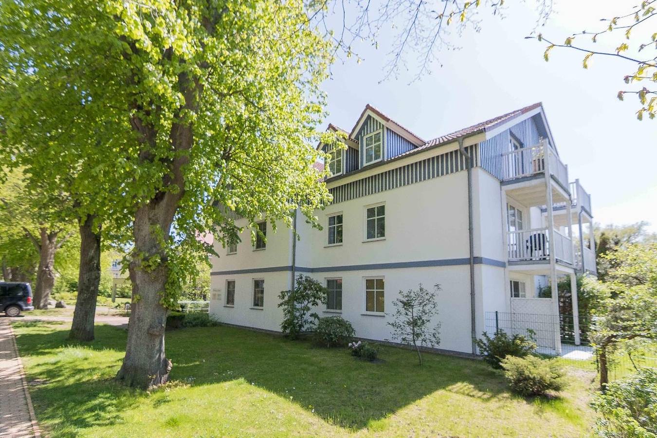 Ganze Wohnung, Dachgeschoss-Wohnung 3.4 im Haus zum Strand im Ostseebad Wustrow in Wustrow, Fischland