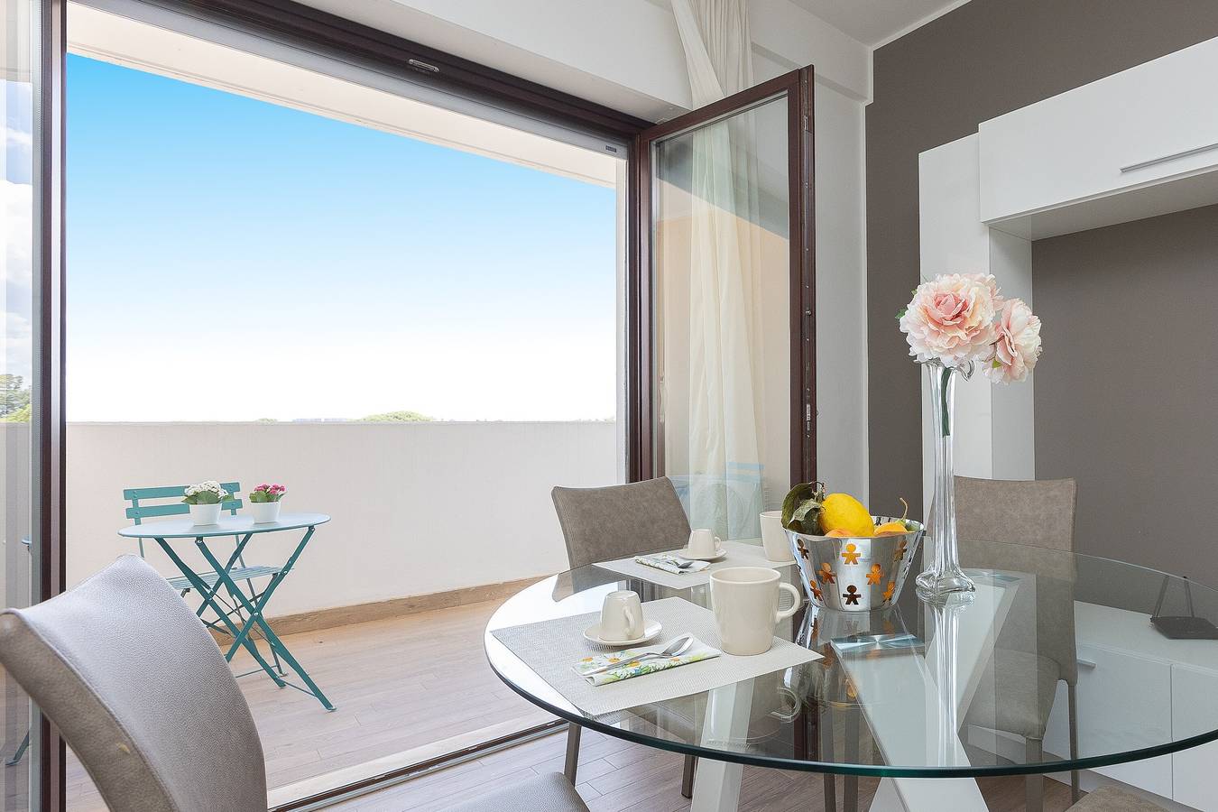 Appartement entier, Appartement "La Casa Di Fonte" avec terrasse privée, Wi-Fi et climatisation in Rome, Province de Rome