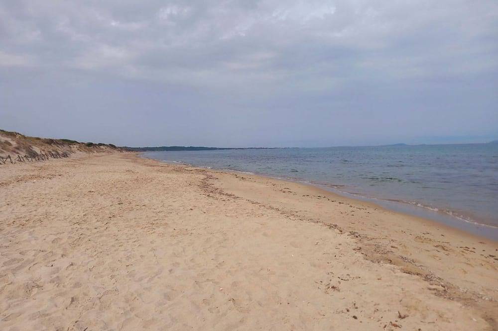Ganze Wohnung, Hübsche Zweizimmerwohnung Mit Blick Auf Den Golf Von Asinara in Platamona, Sorso