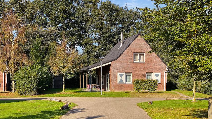 Bungalow voor 6 personen, met Tuin en Sauna in Noord-Brabant