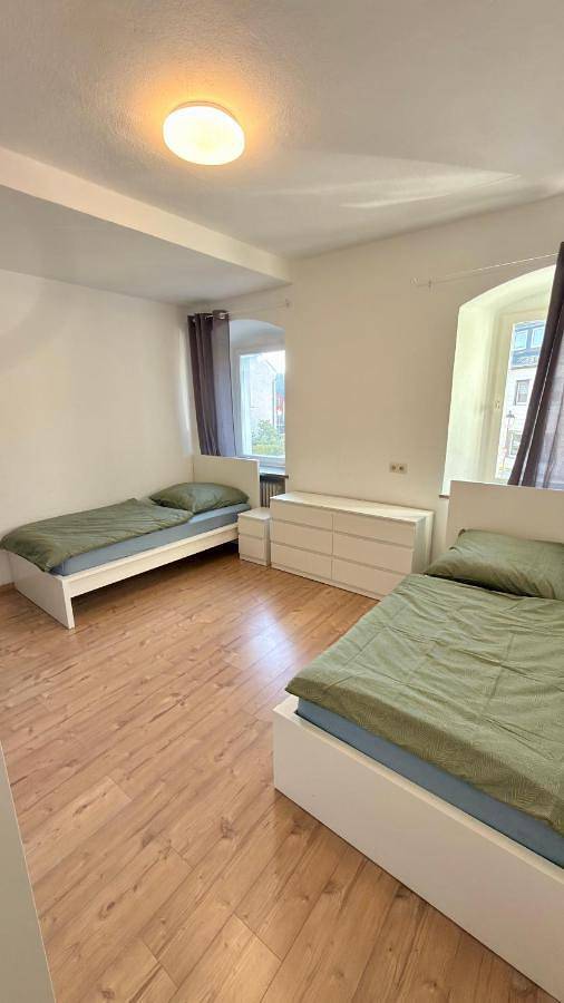 Ferienwohnung für 10 Personen, mit Garten und Ausblick in Kirchenlamitz - 2
