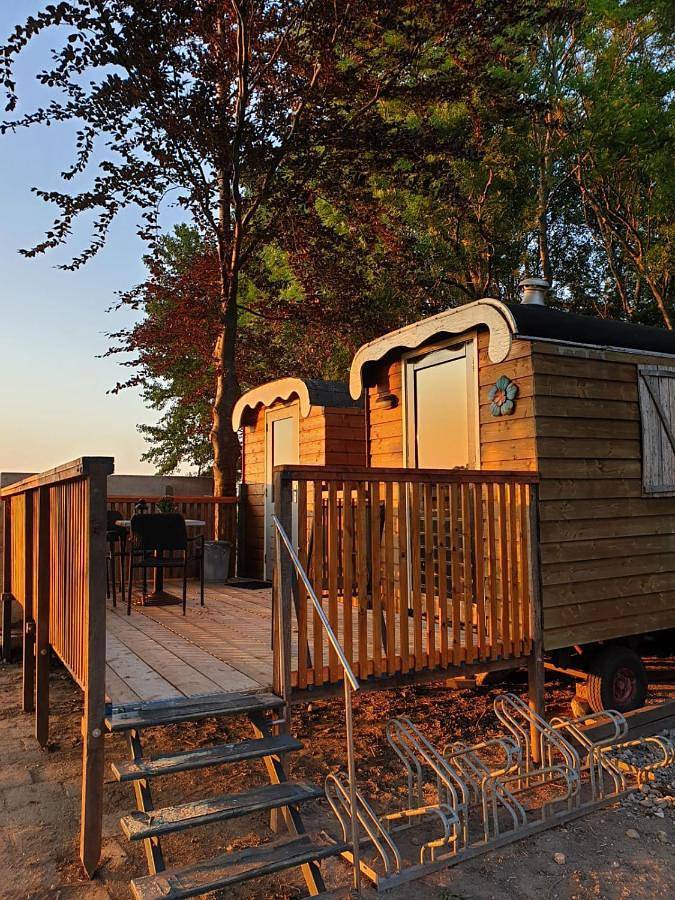 Vakantieappartement voor 4 personen, with Balkon and Terras as well as Tuin and Uitzicht in Amsterdam-Noord