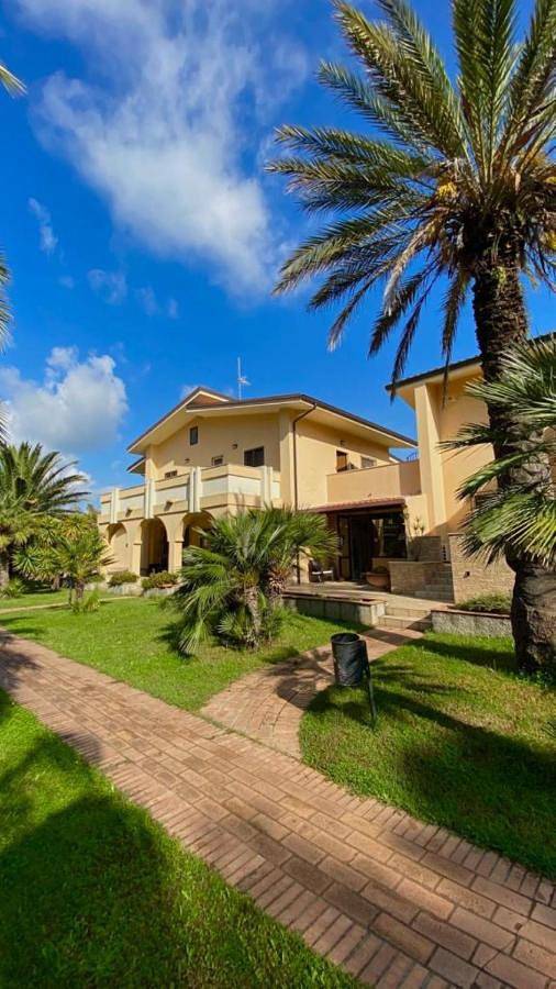Appartamento per 2 persone, con Terrazza e Giardino nonché Piscina e Panorama a Catanzaro