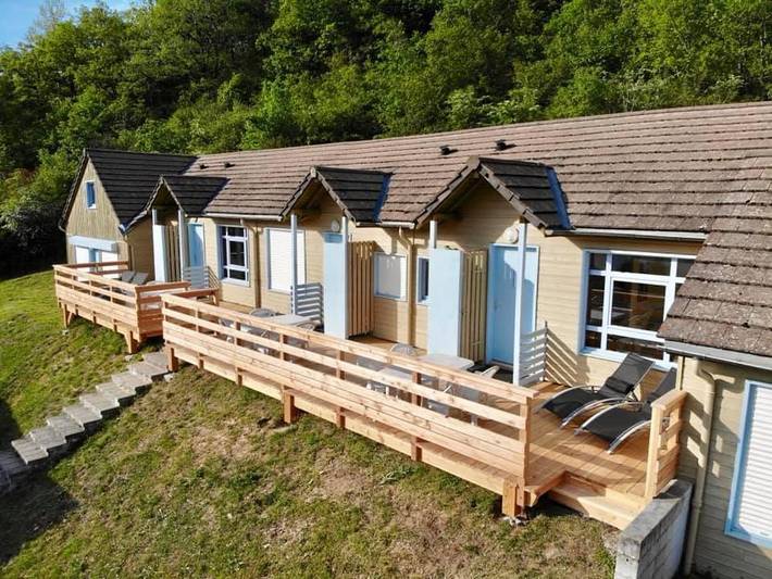 Appartement de vacances pour 4 personnes, avec terrasse ainsi que vue sur le lac et vue