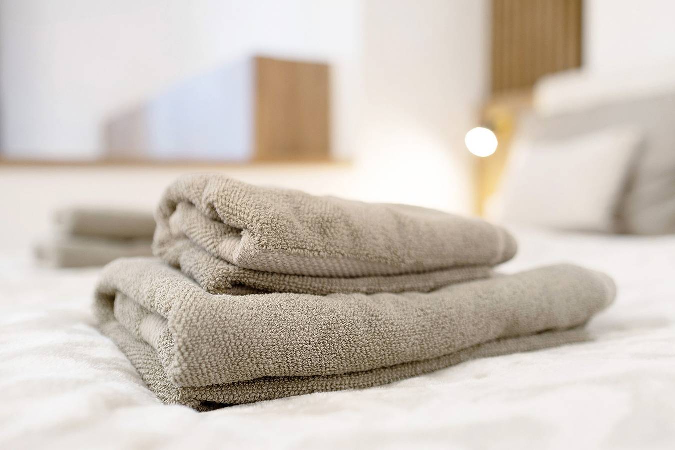 Ganze Wohnung, Berlin Ku’damm Apartment | Prime Charlottenburg Location (2) in Berlin Innenstadt, Berlin