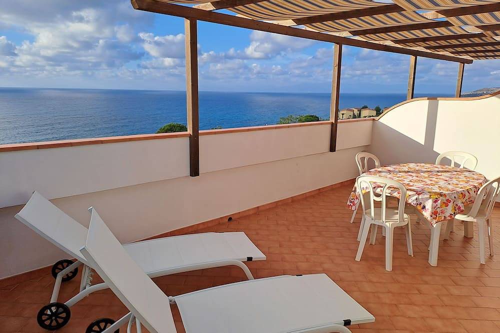 Ganze Wohnung, Michelino Terrace 2 - Parghelia in Parghelia, Vibo Valentia Provinz