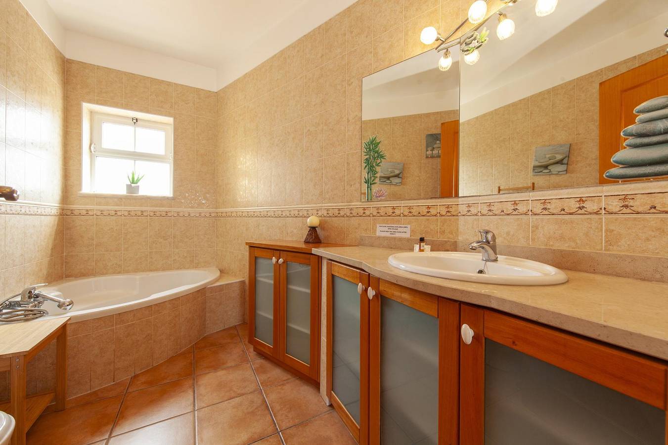 Gastenverblijf voor 2 personen met terras in Santa Maria, São Gonçalo de Lagos