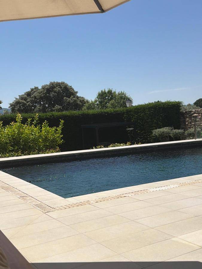 Chalet para 10 personas, con Balcón y Jacuzzi además de Terraza y Jardín en Provincia de Ávila - 2