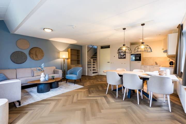 Ferienhaus für 6 Personen, mit Balkon/Terrasse und Terrasse sowie Sauna in Burgh-Haamstede - 2