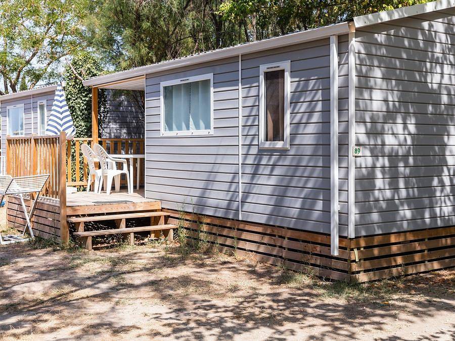 Camping Le Val de Durance - Mobilhome 6 personnes - Mobil-home | Comfort | 2 Ch. | 4/6 Pers. | Terrasse simple | Clim. in Cadenet, Parc naturel régional du Luberon