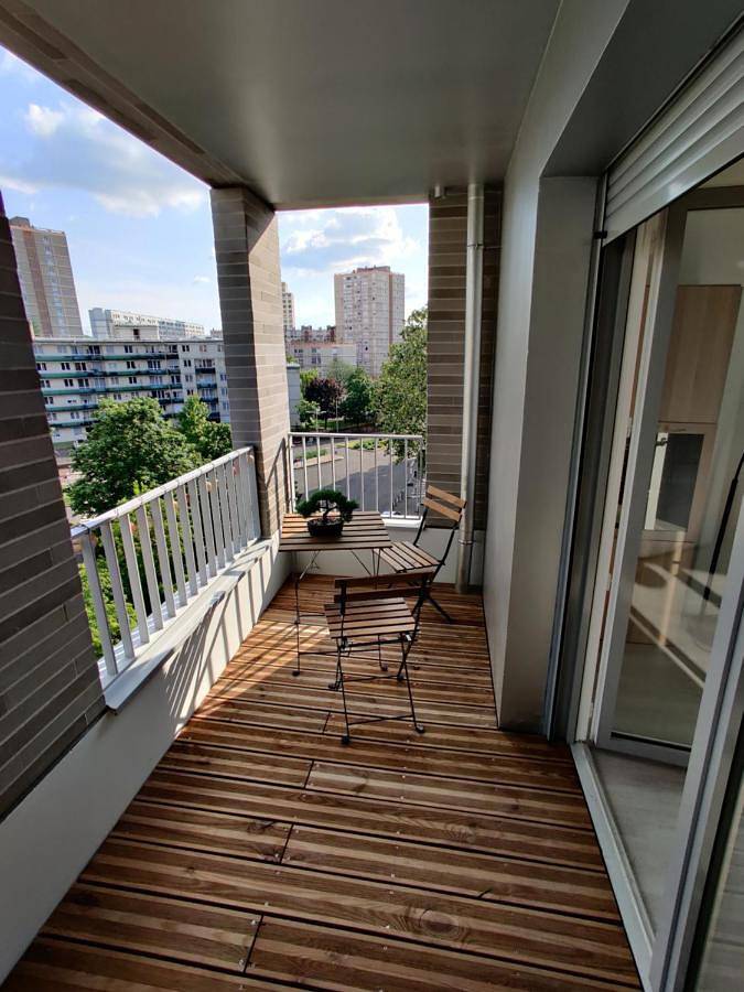 Gîte pour 6 personnes, avec Balcon et Terrasse à Nanterre - 2