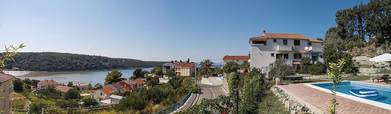 Ganze Wohnung, 2-Zimmer-Ferienwohnung mit Terrasse und Meerblick Kampor, Rab A-15518-a in Kampor, Rab