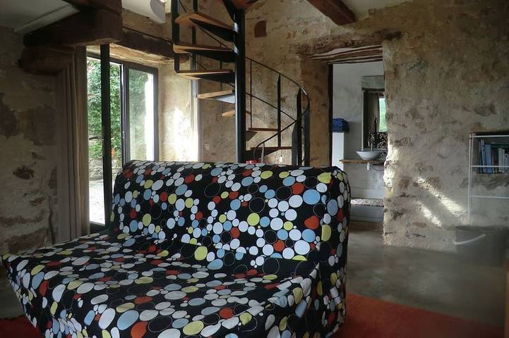 L'Etable - Cottage mit Blick auf kilometerlange Wälder in Puyjourdes, Quercy