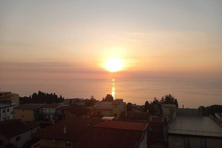 B&b per 3 persone, con terrazza in Palmi