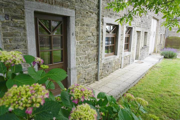 Ferienhaus für 20 Personen, mit Terrasse und Garten sowie Sauna und Ausblick
