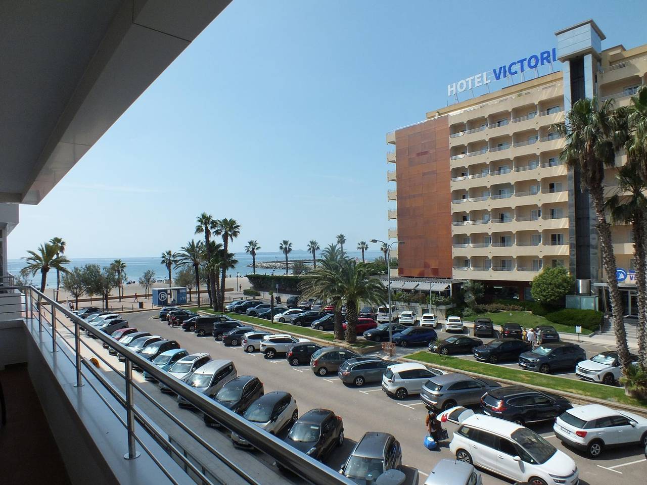 Entire apartment, Roses Santa-Margarita: 2-bedroom Apt, pool, near the beach in Santa Margarida, Roses