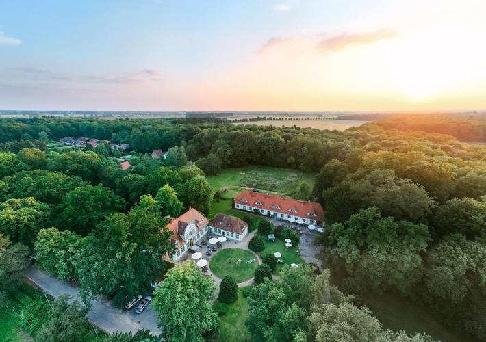 Ferienwohnung für 8 Personen, mit Terrasse und Garten in Neustadt-Glewe