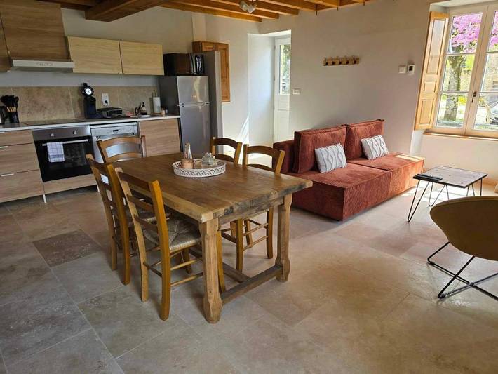 Location de vacances pour 4 personnes, avec Terrasse et Vue à Vézelay