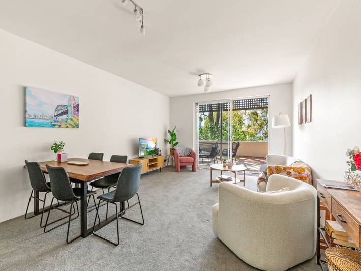 Ganze Wohnung, 2-Bett-Haus am Hafen mit Aussicht in fabelhafter Lage in McMahons Point, Sydney
