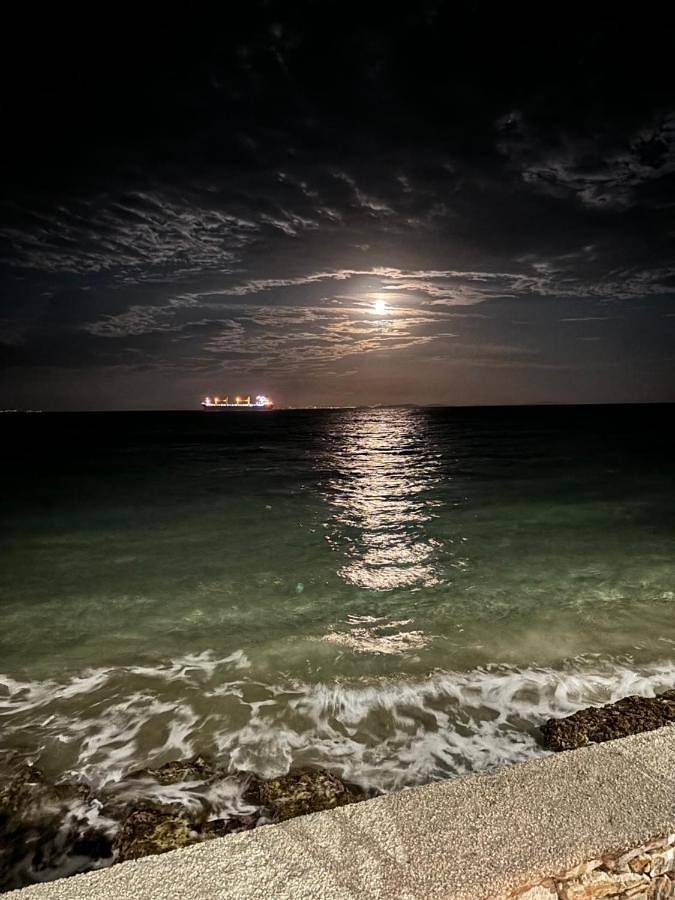 Location de vacances pour 5 personnes, avec vue et jardin dans Finikas - 2