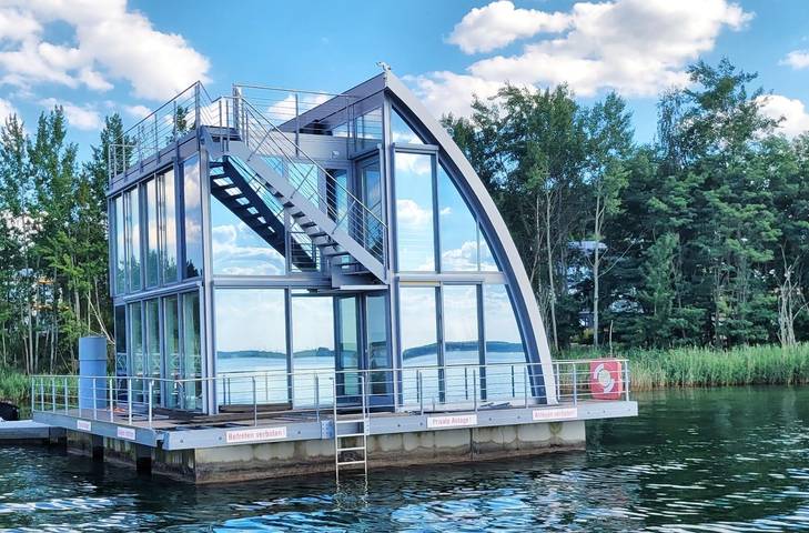 Ferienhaus für 6 Personen, mit Terrasse und Ausblick in Elsterheide