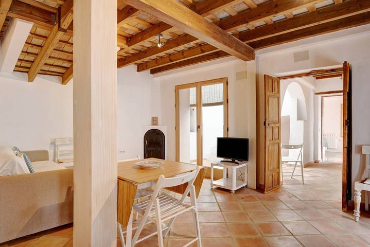 Appartement entier, Appartement 'Vejer el Patio' avec cour et Wi-Fi in Vejer de la Frontera, Costa de la Luz