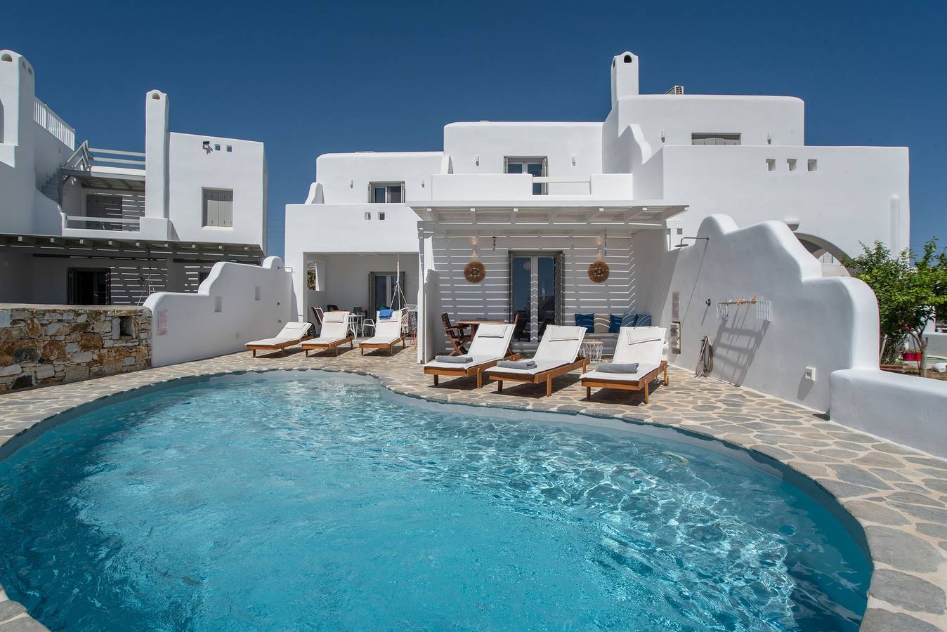Villa 'Helen Luxury  Mare' with Sea View, Wi-Fi and Air Conditioning in Kastraki (Naxos), Cyclades
