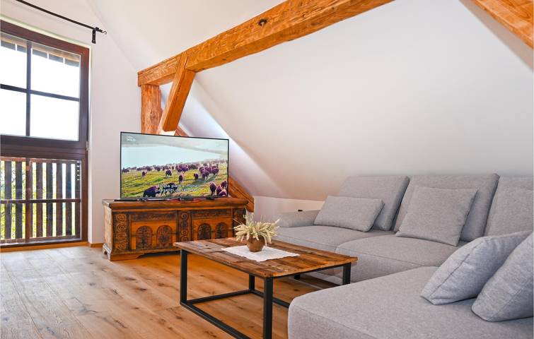 Ganze Ferienwohnung, Ferienwohnung für 4 Personen mit Garten in Karawanken und Bachergebirge, Untersteiermark