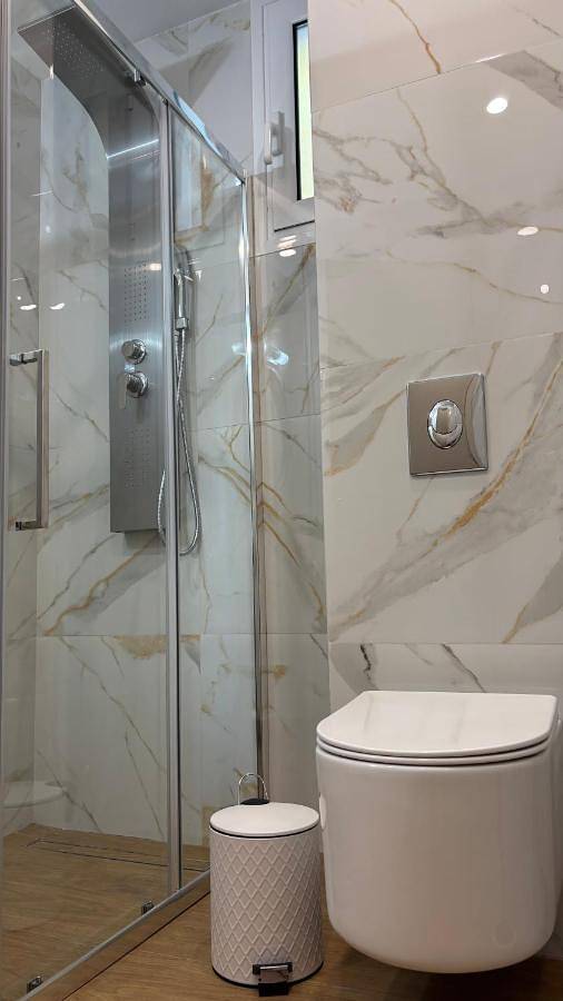 Gîte pour 6 personnes, avec vue et balcon dans Mikra Mandinia - 4