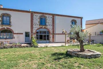 Gîte pour 5 personnes, avec jardin à Montpeyroux (Puy-de-Dôme)