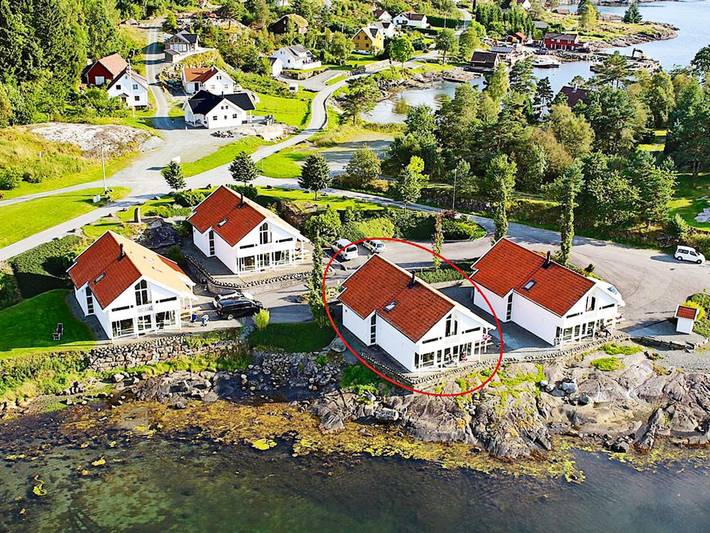 Ferienhaus für 12 Personen, mit Whirlpool und Terrasse sowie Pool und Sauna in Suldal
