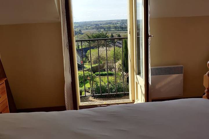 Location de vacances pour 3 personnes, avec balcon et jardin à Bourré - 2