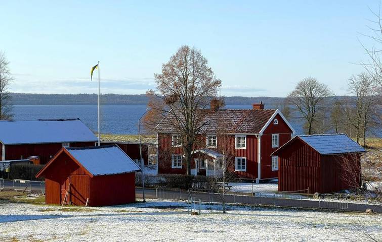 Ferienhaus für 8 Personen, mit Balkon und Seeblick - 1