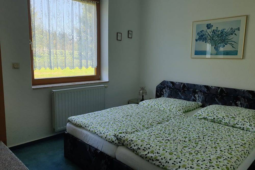 Ganze Wohnung, Siegmundsburger Haus Werraquelle hier Apartment \"Rennweg\" - ebenerdig, tierlieb in Neuhaus am Rennweg, Rennsteig