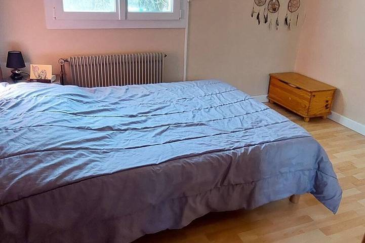 Location de vacances pour 8 personnes, avec terrasse et jardin à Saint-Quentin-la-Poterie - 3