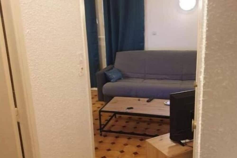 Entire apartment, Studio Terrasse in Périgueux, Périgord Blanc
