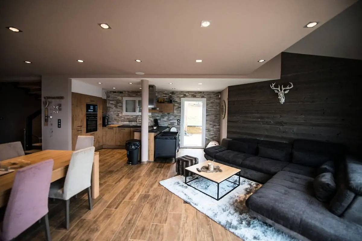 Chalets pour 11 Personnes in Gérardmer, Parc naturel régional des Ballons des Vosges