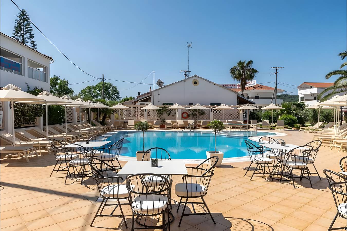 Entire apartment, Metaxa One-Bedroom 11 Apartment with Shared Pool, Wi-Fi & Air Conditioning in Kavos, Corfu