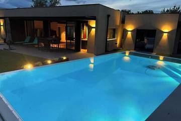 Villa pour 6 personnes, avec piscine dans l' Aveyron