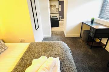 Apartment for 3 People in Worcester, Worcestershire, Photo 2