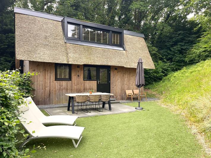 Lodge voor 6 personen, met balkon/terras en terras in Schoorl