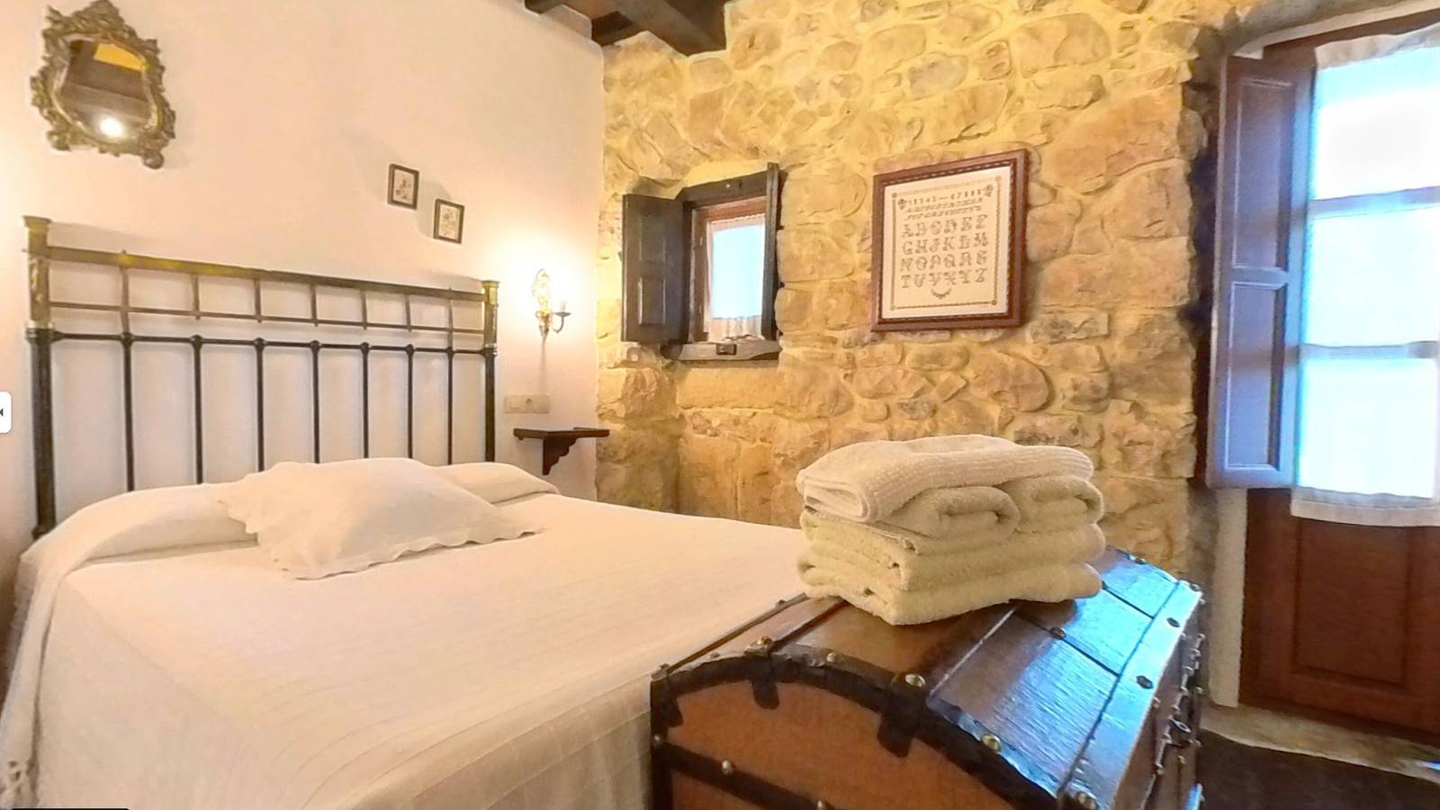 Maison rurale à Cabrales Picos de Europa avec vue sur la montagne et balcon in Las Arenas (Cabrales), Cabrales