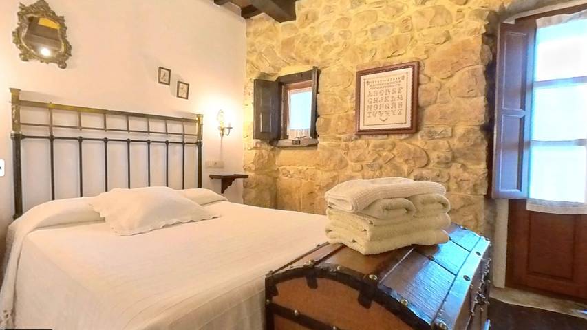 Casa rural para 4 personas, con balcón en Cabrales