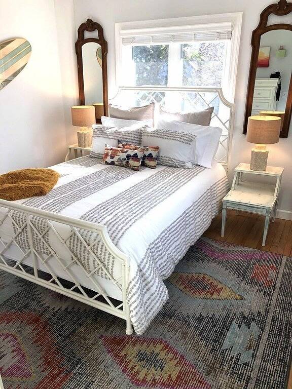 Coastal Cottage w/ Roof Deck Ocean Views - York, Me 4 Beds, 3 Baths, Sleeps 9 in York (Maine), York County