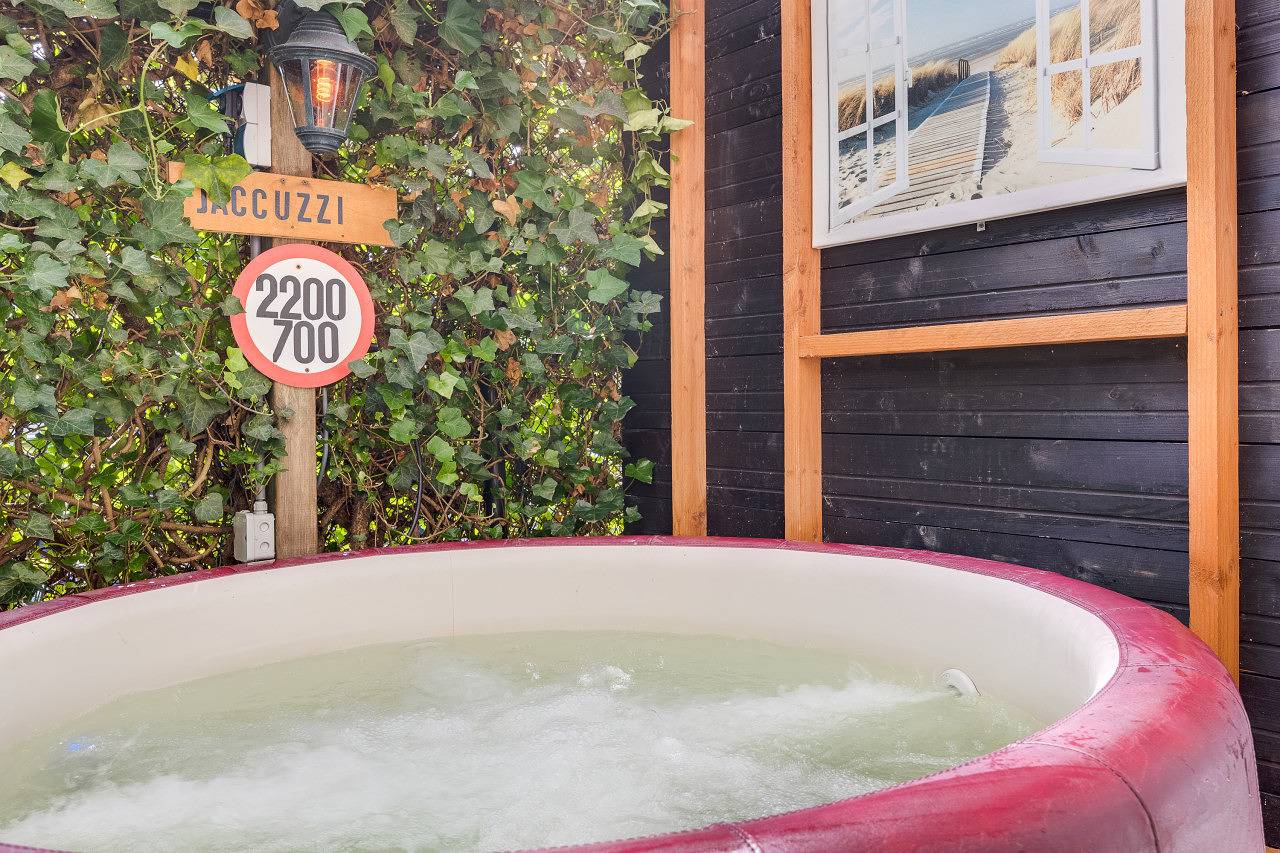 Luxe on top with outdoor jacuzzi. in Apeldoorn, Veluwe