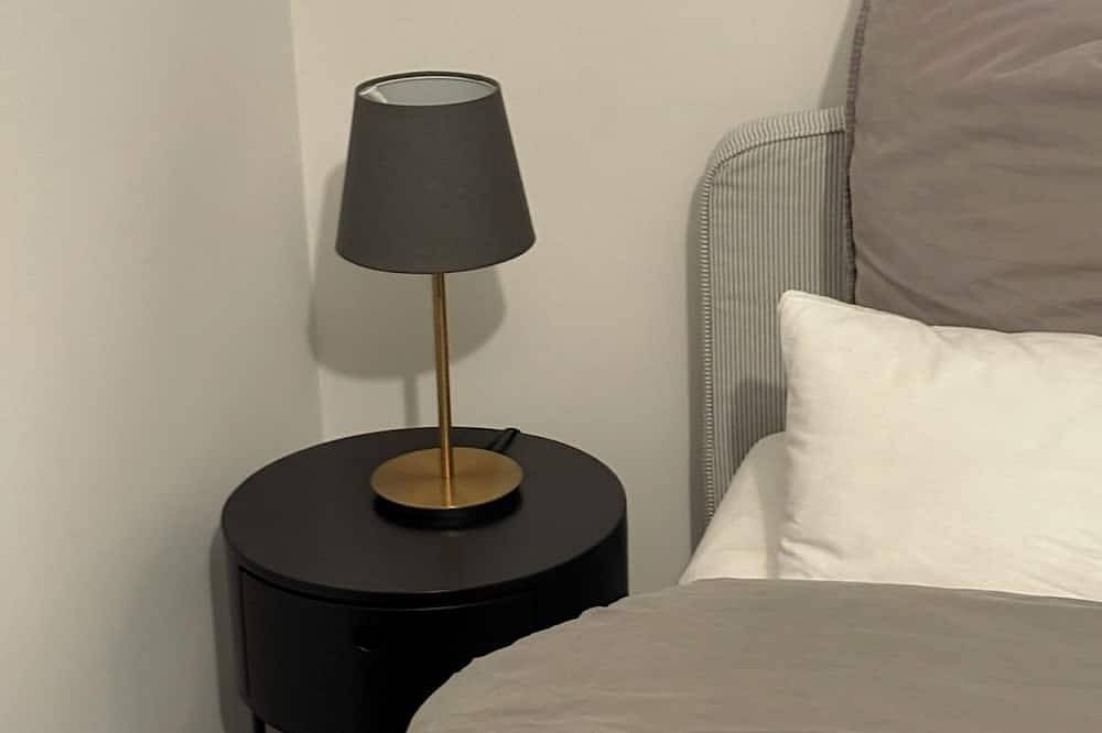 Ganze Wohnung, Schöne möblierte 2-Zimmer-Wohnung im zentralen Ludwigsburg in Ludwigsburg, Landkreis Ludwigsburg