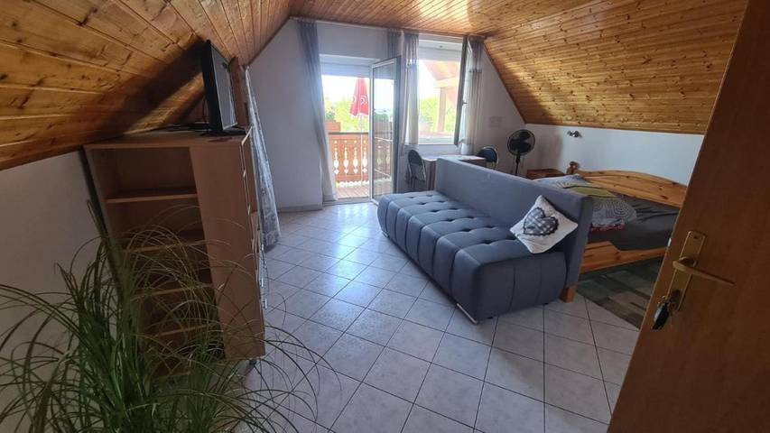 Ferienwohnung für 3 Personen, mit Garten und Ausblick sowie Pool und Seeblick, mit Haustier in Gyenesdias - 3