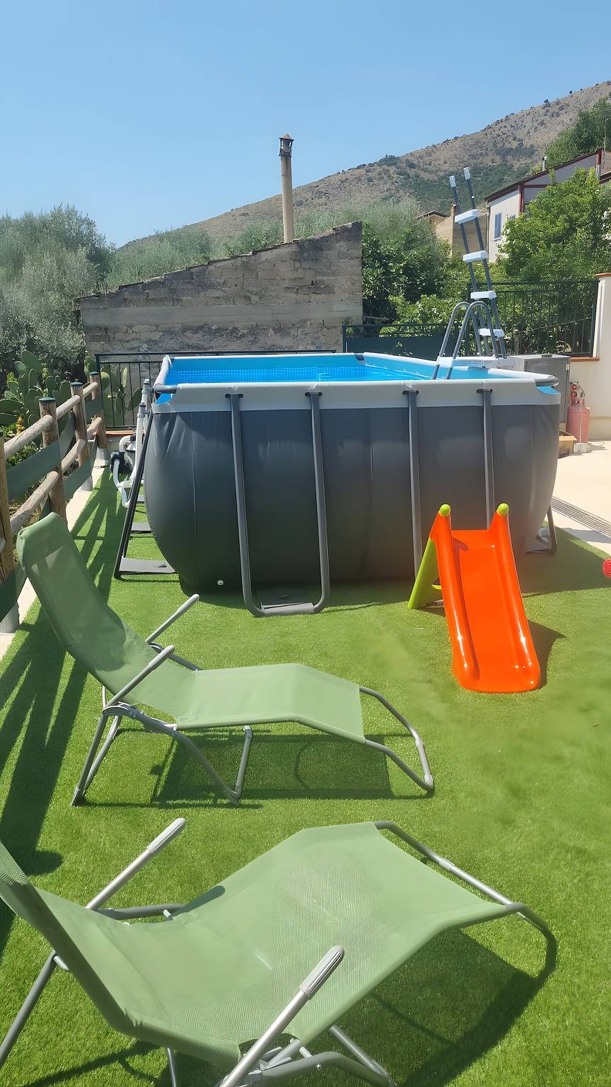 Casa Vacacional 'La Casa de Paddington' con Piscina Privada, Wi-Fi y Aire Acondicionado in Piana di Monte Verna, Provincia de Caserta