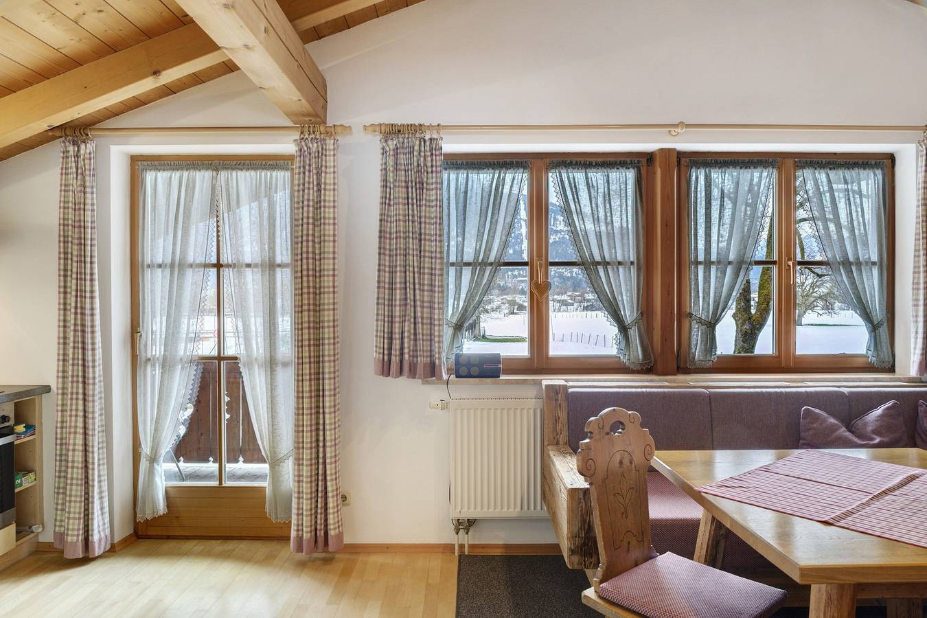 Ganze Wohnung, Apartment 'Wank' mit Bergblick, Balkon und Wlan in Garmisch-Partenkirchen, Bayerische Alpen