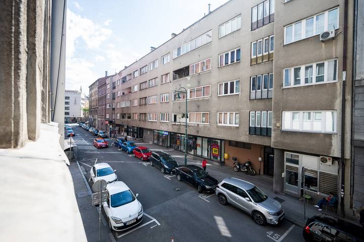 Ganze Wohnung, Ferienwohnung für 6 Personen mit Terrasse in Sarajevo, Bosnien und Herzegowina